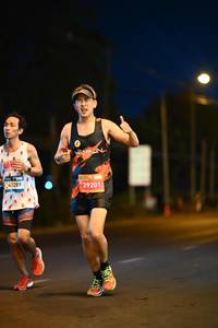 BIB: 41289, 29201
                            <button type="button" onclick="openModal(23233947)" class="btn btn-primary btn-sm float-right btn-popup" data-toggle="modal" data-target=".modal-high-quality">
                        <i class="fas fa-shopping-cart"></i> Add to Cart
                    </button>
                                            <button type="button" onclick="isThisMe(23233947, true)" class="btn btn-success btn-sm float-right btn-popup btn-isme hidden" data-toggle="tooltip" data-placement="bottom" title="นี่คือรูปของคุณใช่ไหม คลิกที่นี่เพื่อเอาเข้าอัลบั้ม">
                        <i class="fas fa-plus"></i> Add to album
                    </button>
                    <button type="button" onclick="isThisMe(23233947, false)" class="btn btn-warning btn-sm float-right btn-popup btn-isnotme hidden">
                        <i class="fas fa-ban"></i> Remove from album
                    </button>